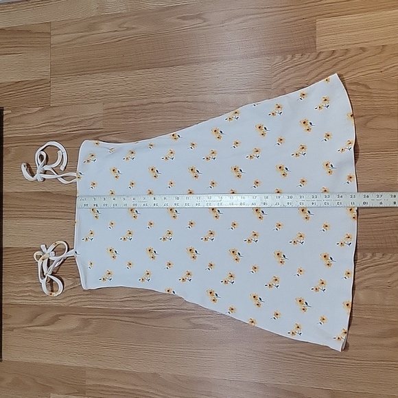 Forever 21 flower tie strap mini sundress medium nwt - Picture 1 of 5
